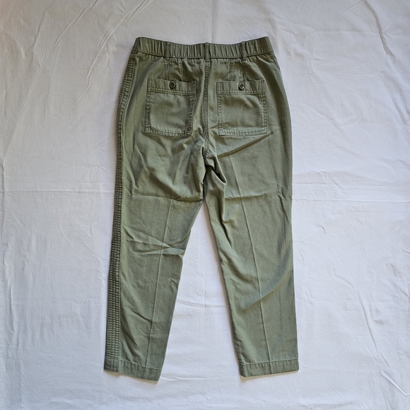 Talbots Petite Slim Cargo Pant Khaki Cropped Mid-rise Soft Patch Pockets Pants - Picture 6 of 6
